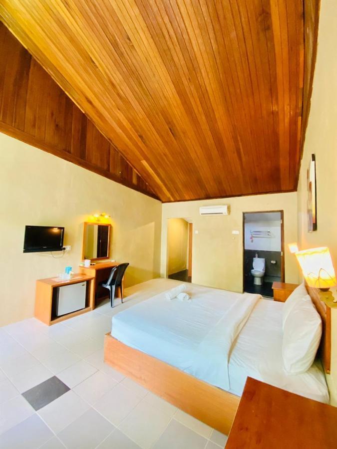 Landcons Hotel & Resort Langkawi Exterior photo